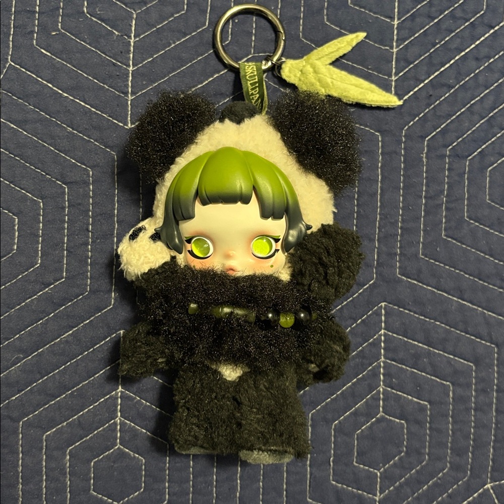 POP MART Skullpanda Lazy Panda Plush Pendant - Picture 3 of 9